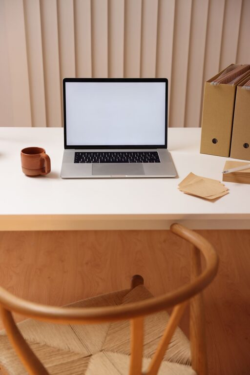 How to Declutter Your Digital Life for More Focus and Calm